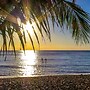 Roydon Beachfront Apartments