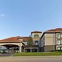 La Quinta Inn & Suites by Wyndham Olathe