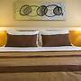 Astron Hotel Bauru by Nobile