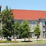 La Quinta Inn & Suites by Wyndham Huntsville Airport Madison