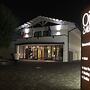 OneMhotel