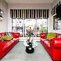 Kenley Hotel