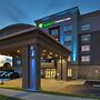 Holiday Inn Express & Suites Kingston Central by IHG