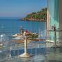 Summit Hotel