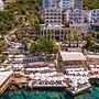 Hera Hotel