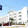 Holiday Inn Express Paraiso Dos Bocas by IHG