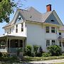Green Oaks Bed and Breakfast
