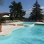 Hotel Charembeau