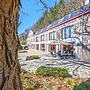 Hostellerie La Villa Des Roses