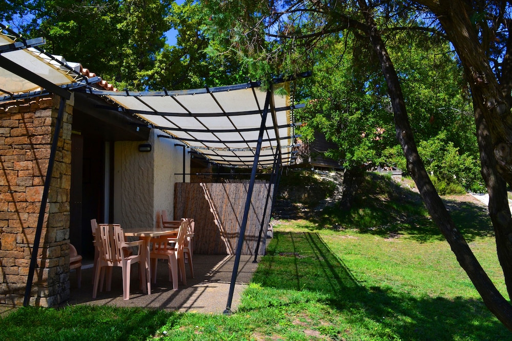 VVF Luberon Provence, Murs