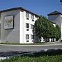 Willow Creek Inn