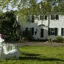 Captain's House Inn