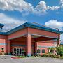 Quality Inn & Suites at The Outlets Mercedes/Weslaco