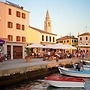 Marina Hotel - Restaurant