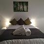 Kingswood Apartment