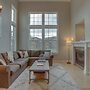 Vantage Point 3 Bedroom Townhouse by RedAwning