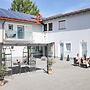 Sunny Hotel