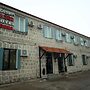 Hotel Aguna