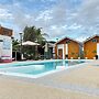 Pobruk Resort