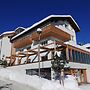 Conrad's Mountain Lodge