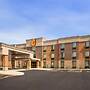 Super 8 by Wyndham St. Louis North