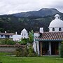 Las Palmeras Inn
