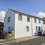 1 Park Nook Close