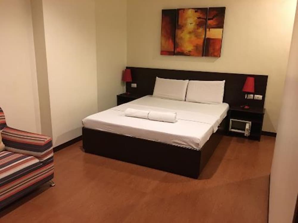 Orchard Hotel