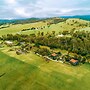 Outlook Hill Vineyard Cottages