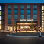 Hotel Indigo Madison Downtown by IHG