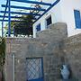 Nikoleta Kolympithres Paros