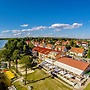 Strandhotel & Restaurant Mirow