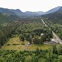 Emerald Valley Inn