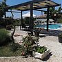 Apartments with Shared Pool Bertetic