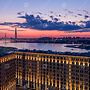 Docklands Apart Hotel