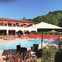 Les Pins Blancs de Provence