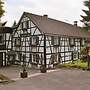 Hotel Meyer - Alter Bergischer Gasthof