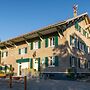 Amodo Lodge - In a rural location