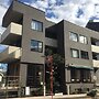 Treeside Hotel & Apartment