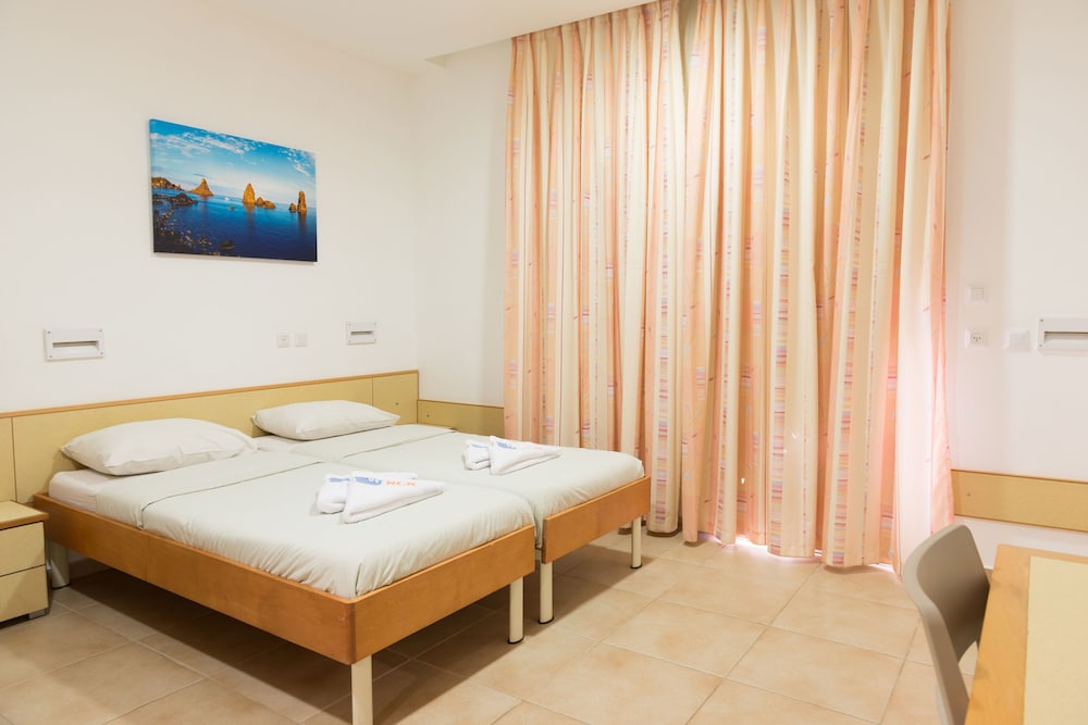 Hi Ein Gedi Hostel