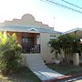 4 Coverley Crescent