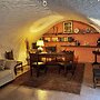 Collis Petri Relais