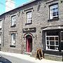 The Red Lion Hotel