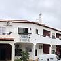 Quartos e Apartamentos Atalaia