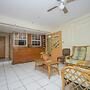 Glimbaro's Guest House