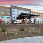 Holiday Inn Express & Suites Phoenix - Airport North by IHG