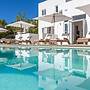 Villa Arushi