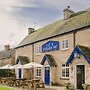 Cat and Custard Pot Inn