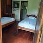 Hotel Cabinas Leyko