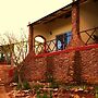 Toko Kamanjab Lodge & Safari